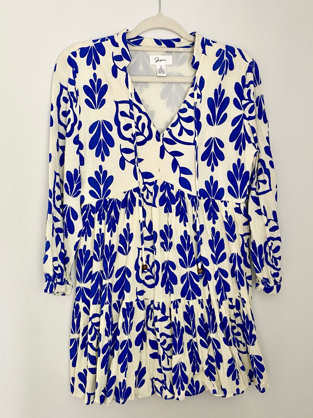 Japna Blue & White Floral V-Neck Flowy Dress